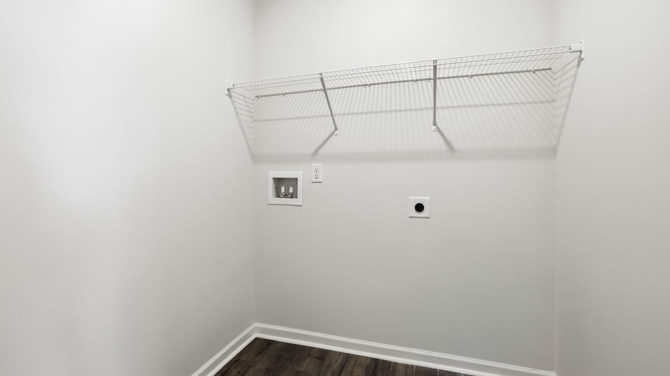 Walk in laundry room.