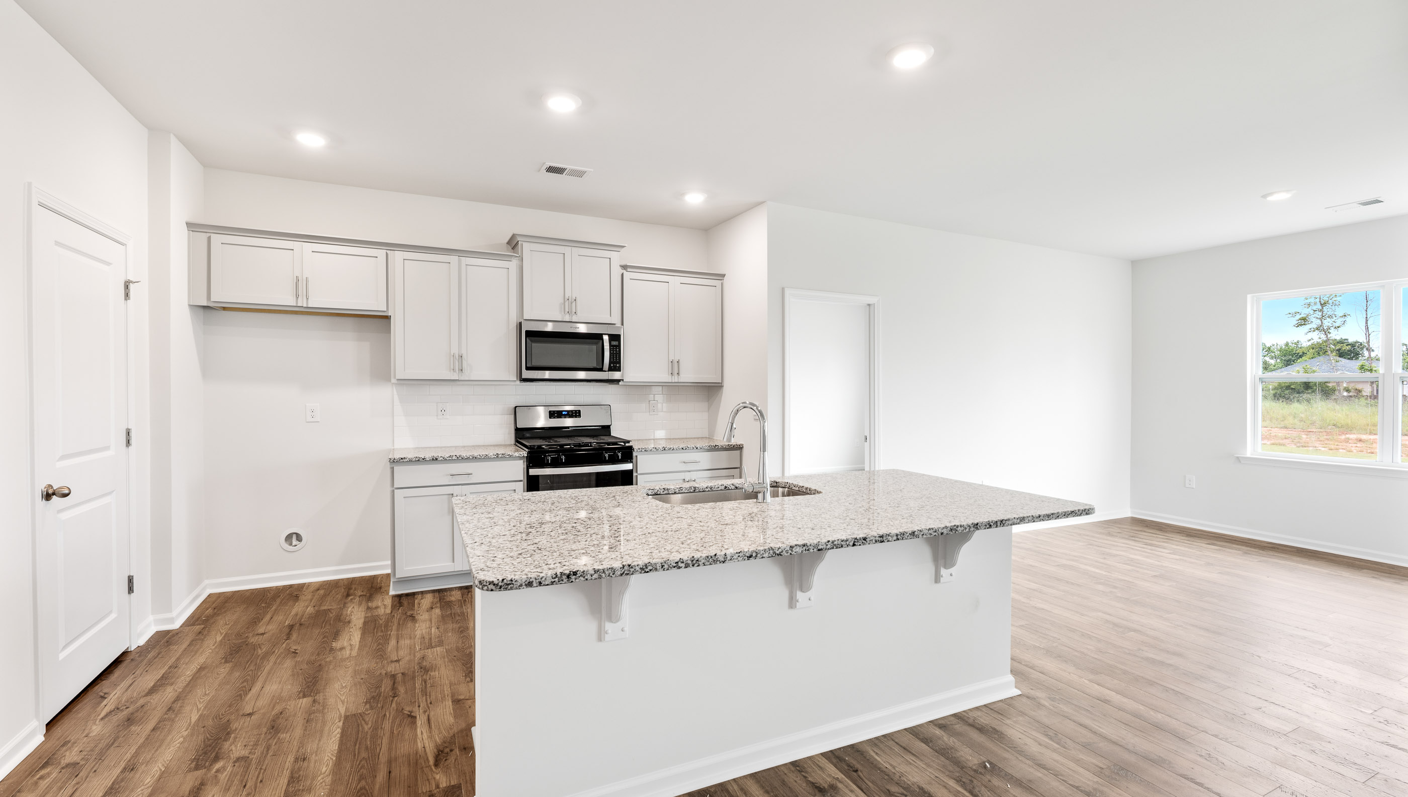 Kitchen with quartz countertops