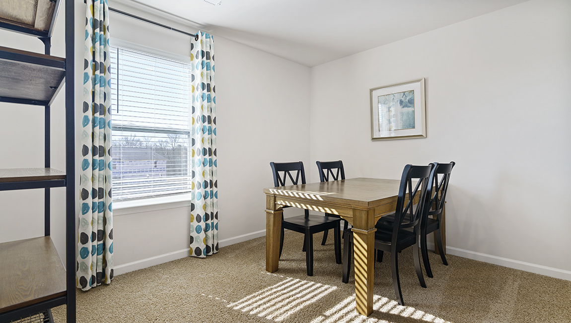 Bedroom used as flex room.