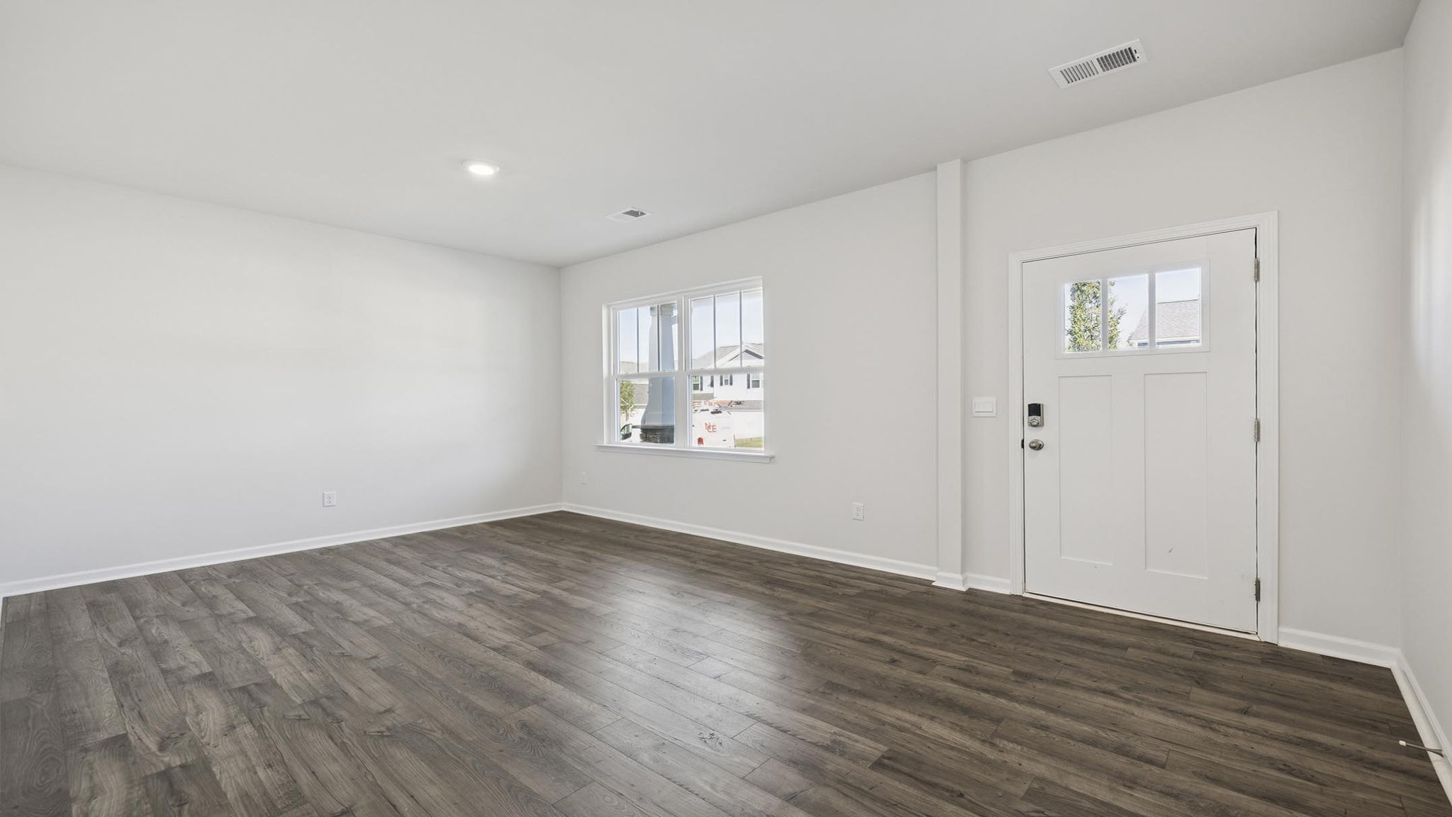 Flex room with windows.