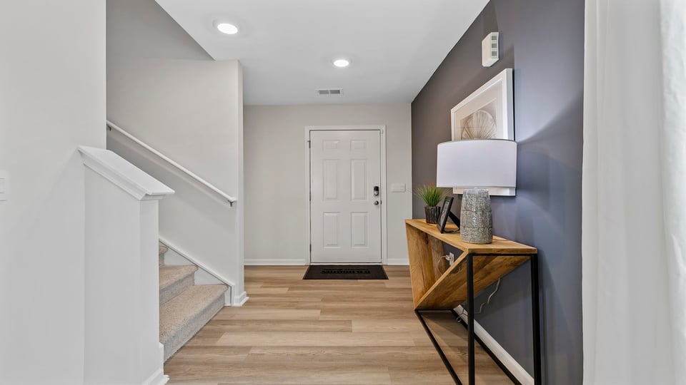Foyer to kitchen.