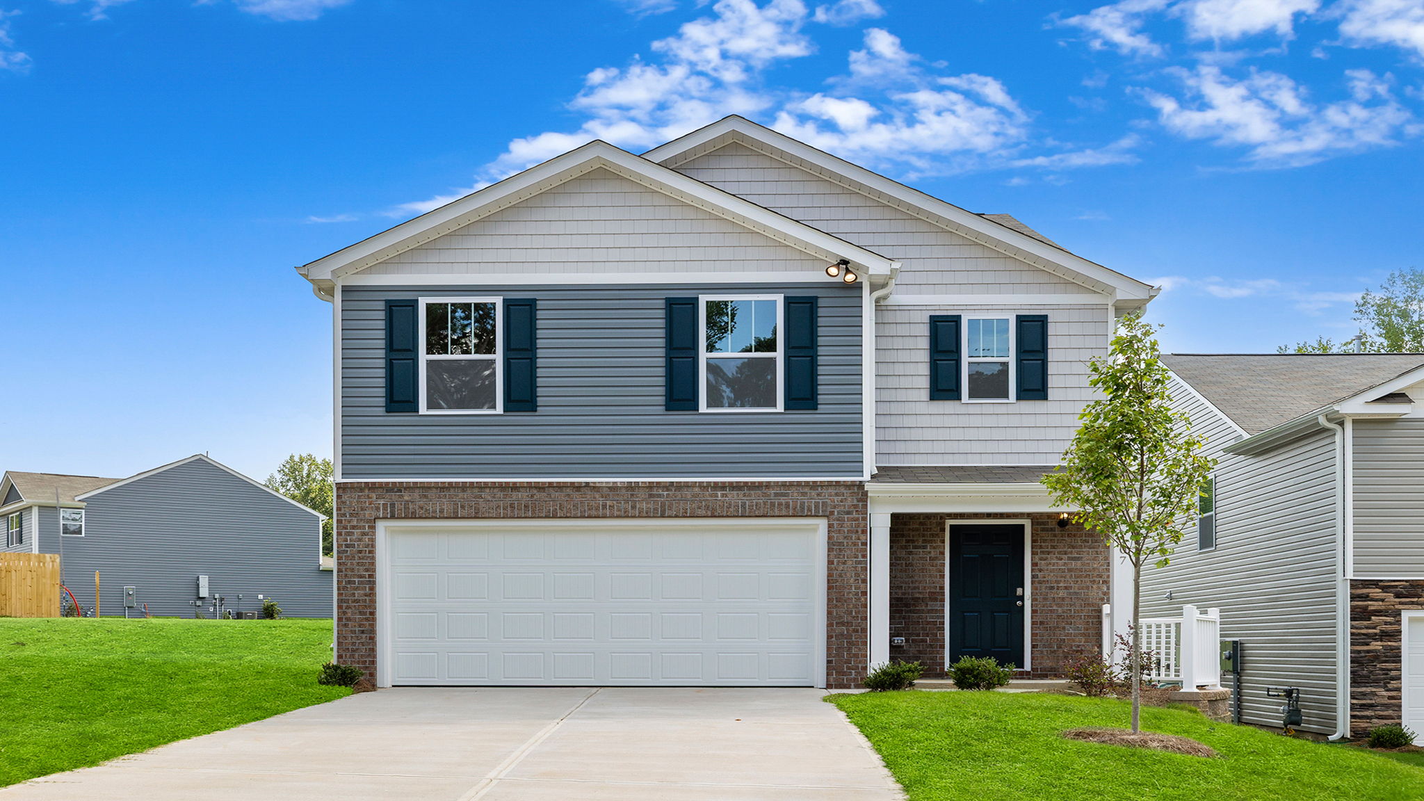 Front exterior view of the Robie.