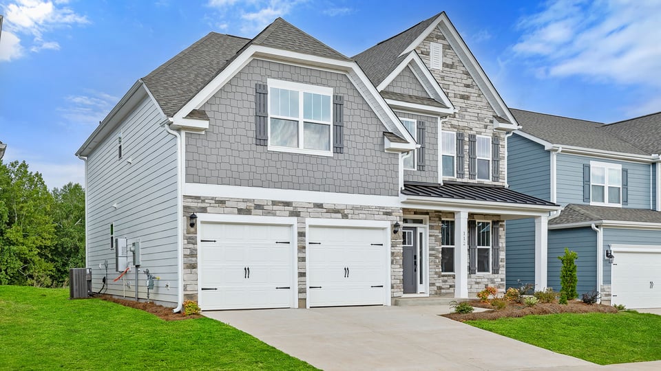 Front exterior of the Fleetwood.