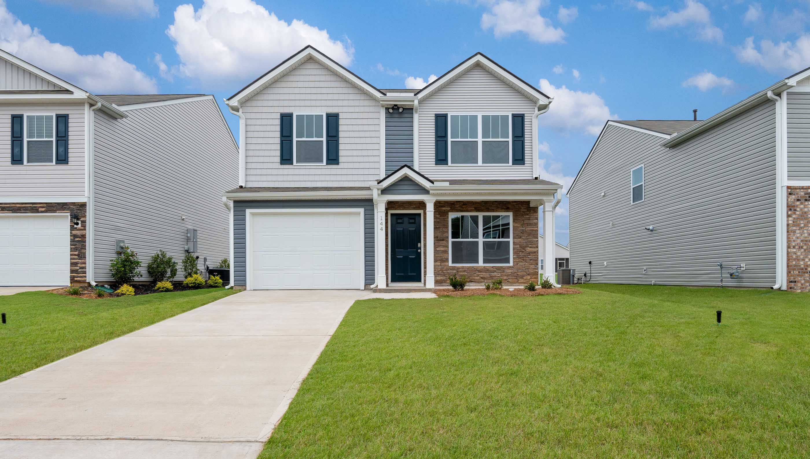 Front exterior view of the Brandon.