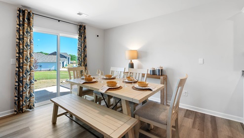 Dining area in the kitchen.