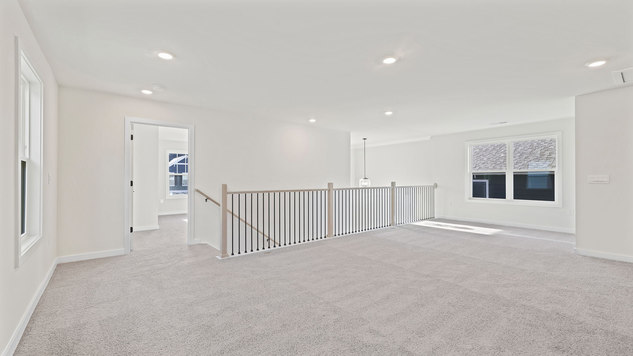 Upper level living area.