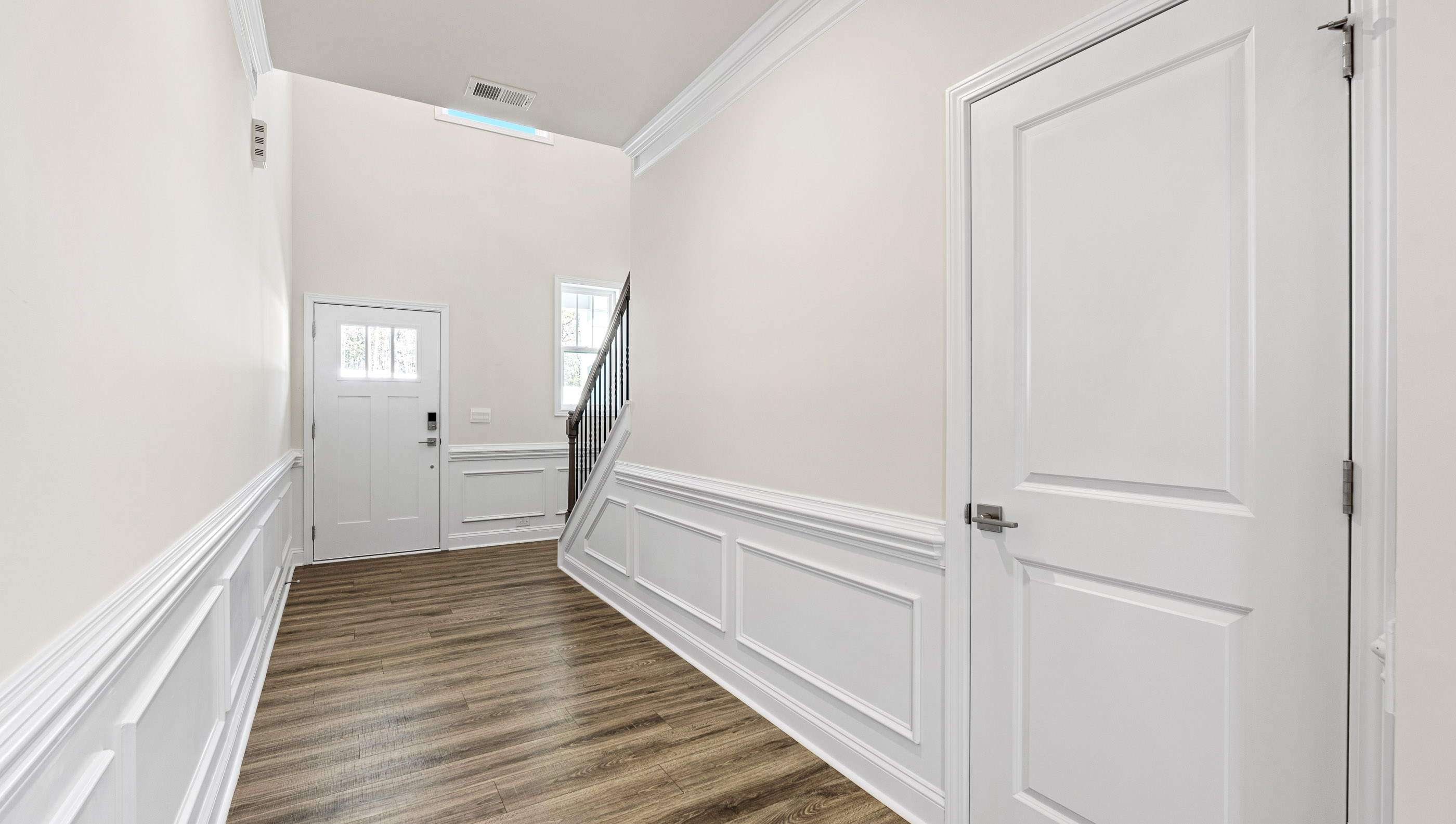 Foyer to kitchen.