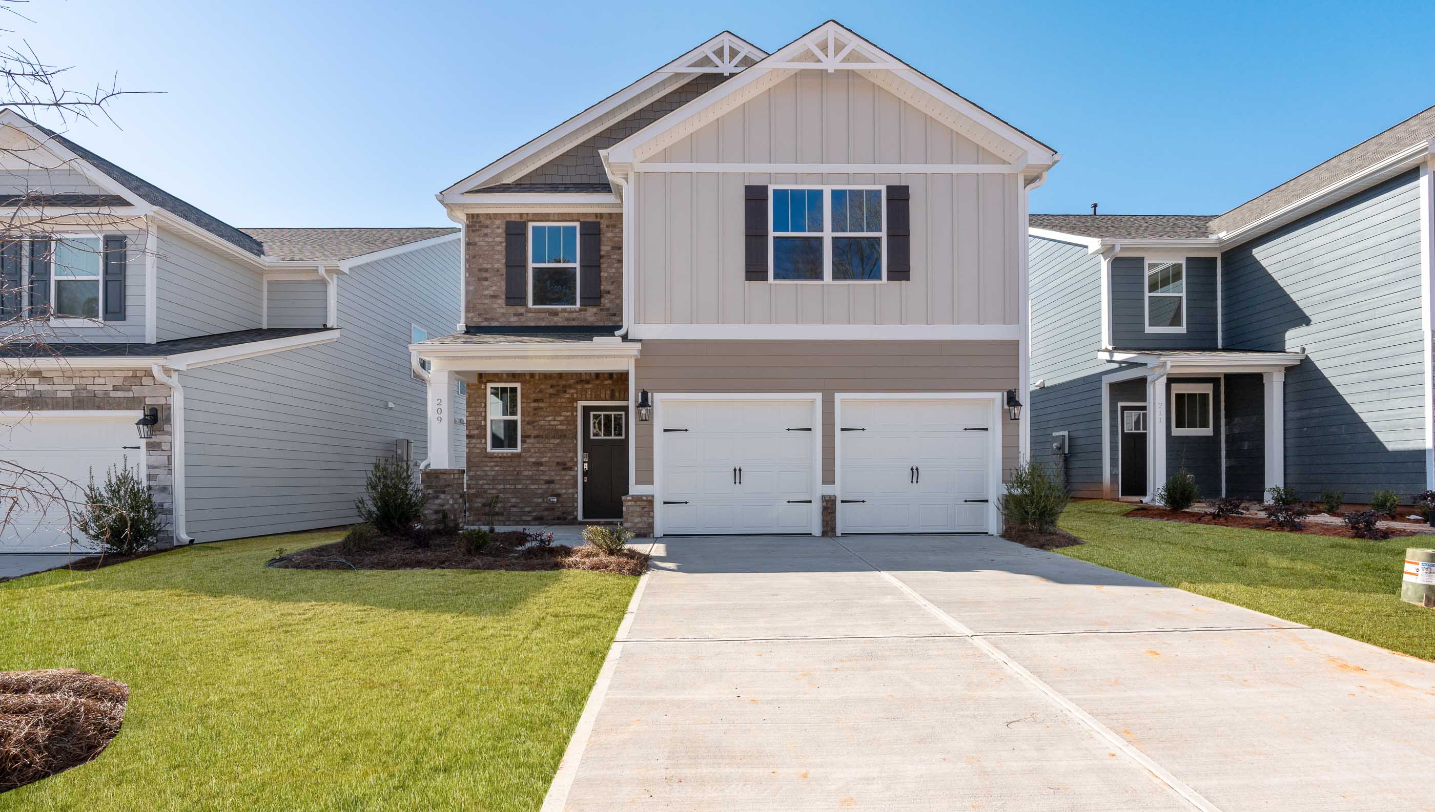 407 Scarlet Leaf Lane exterior
