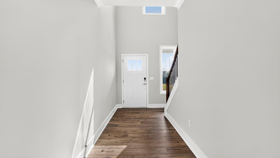 Foyer to kitchen.