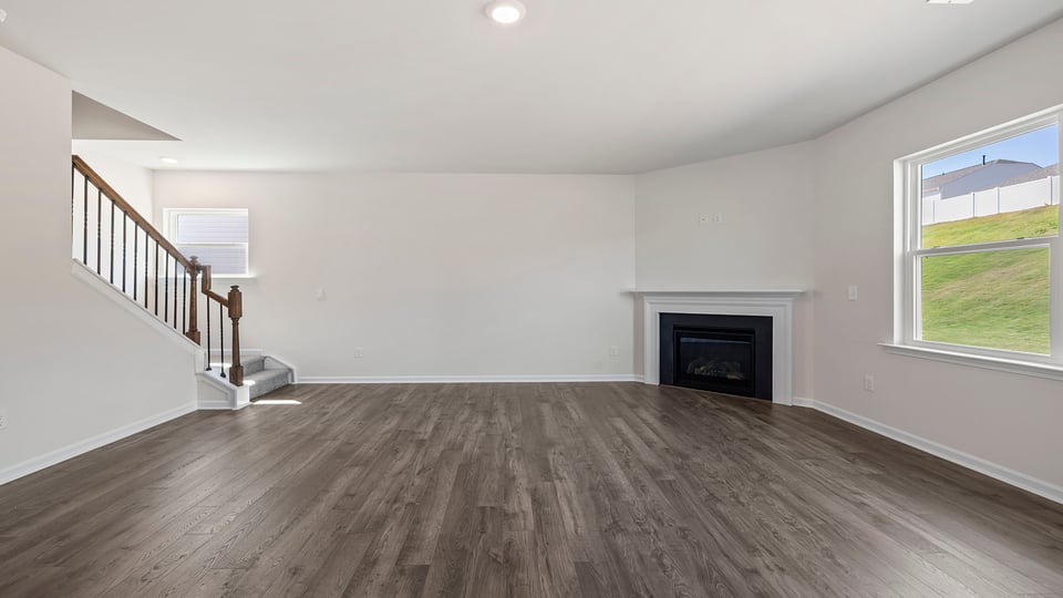 Livingroom with fireplace.