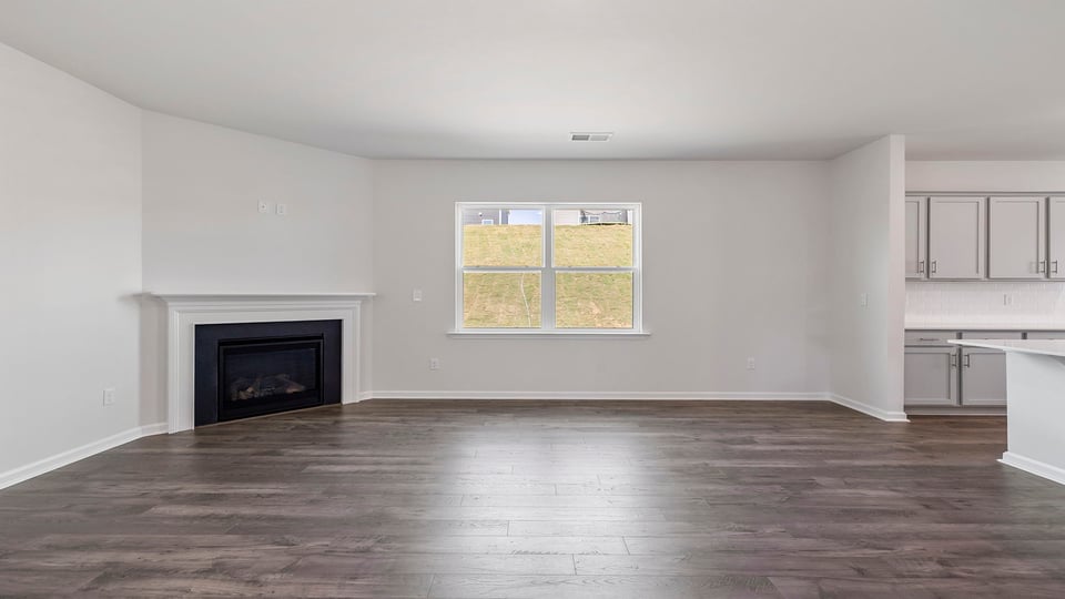 Livingroom with fireplace.