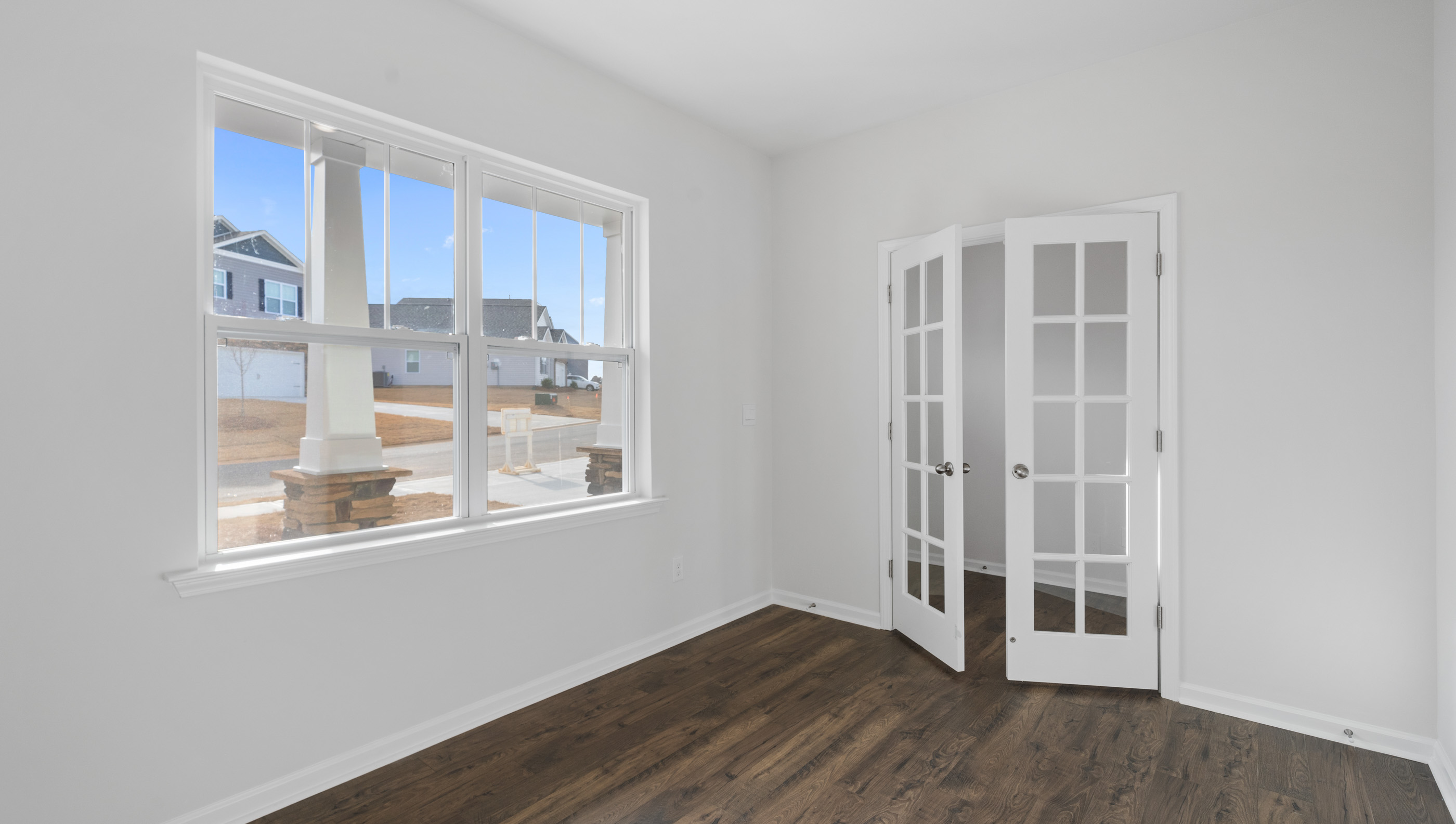 Flex room with windows.