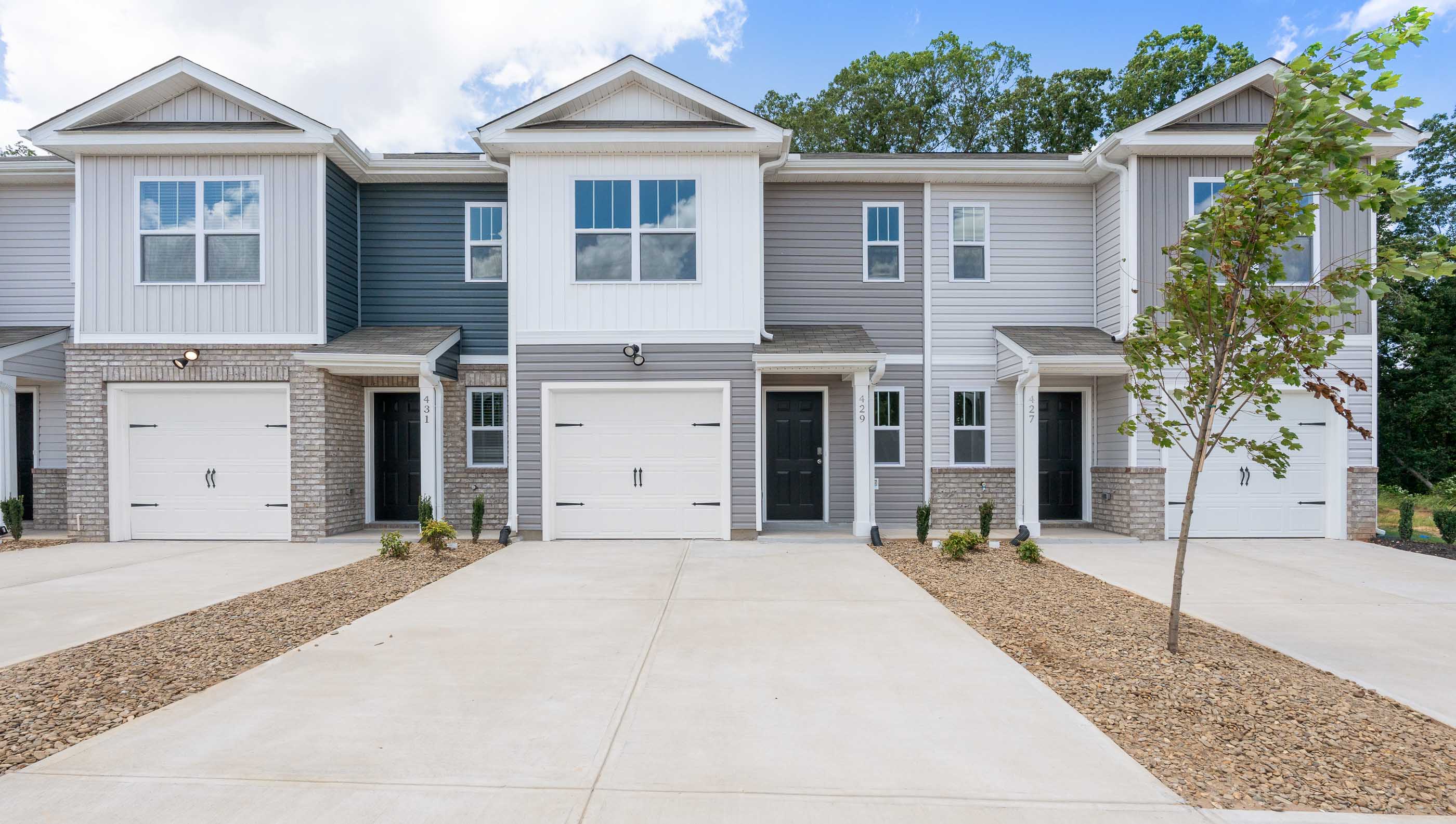 3441 Hunters Brook Drive exterior