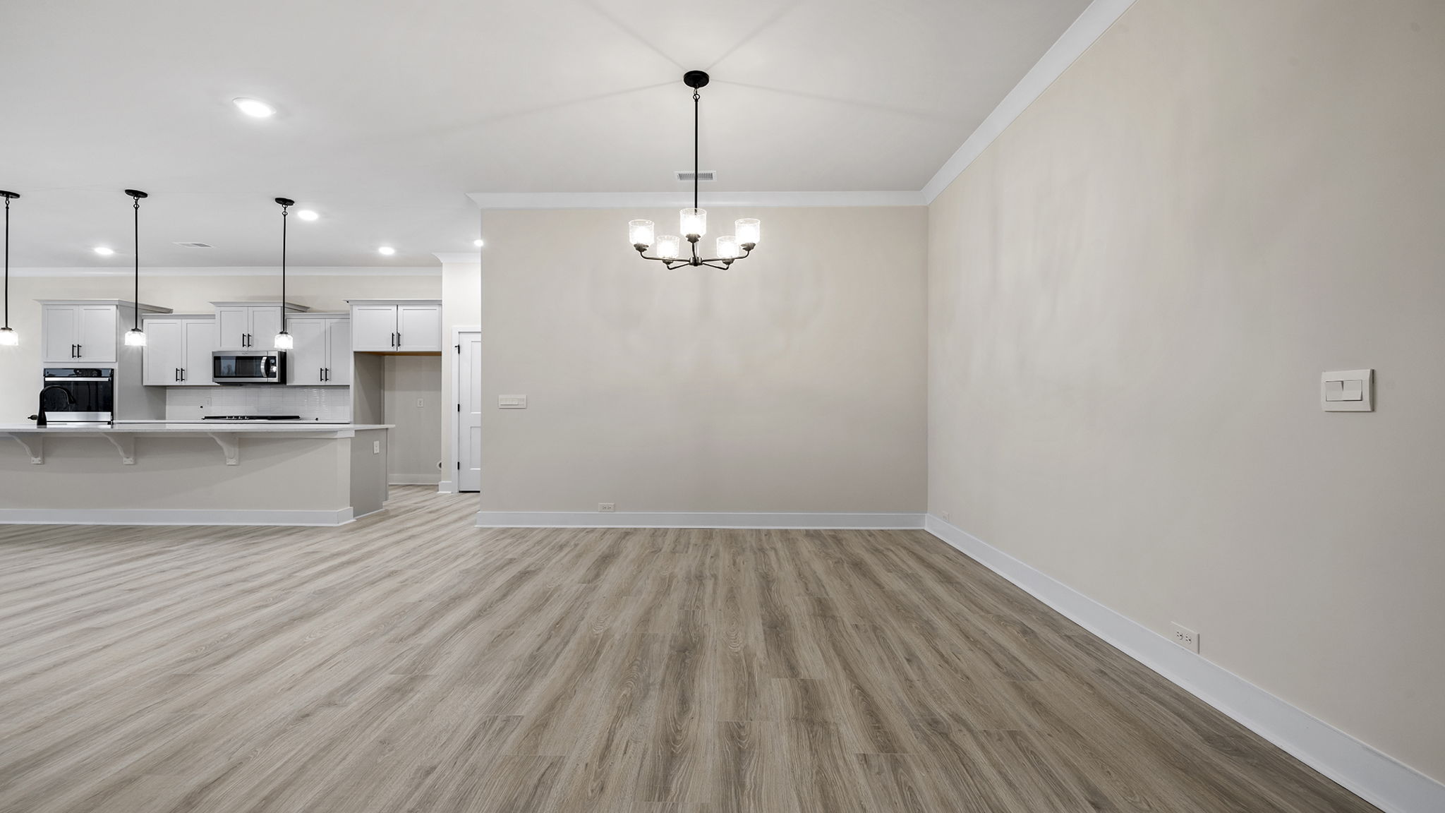 Dining area adjacent to the kitchen.