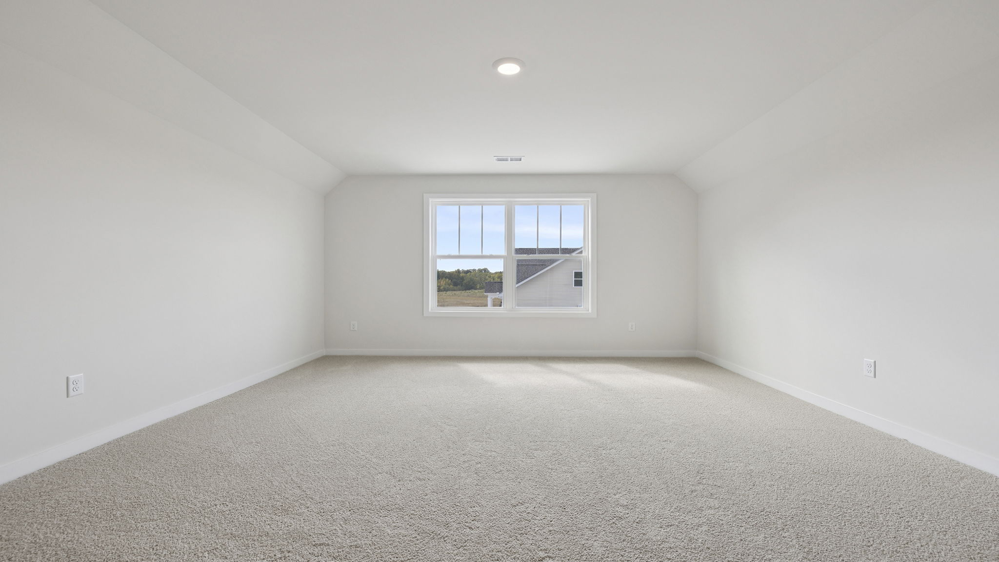 Bonus room with large window.