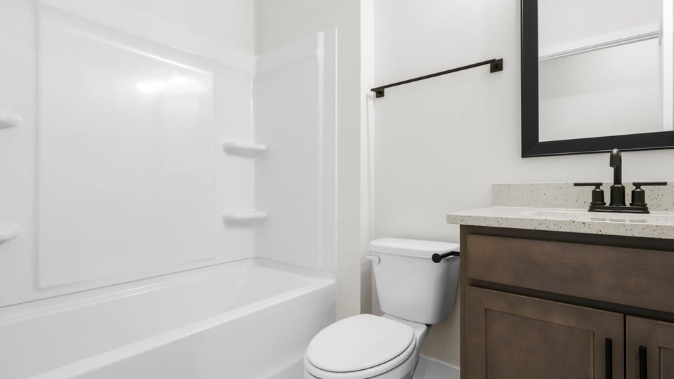 Full bathroom on the main level.