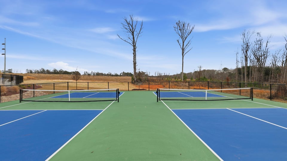 Pickleball court at Seven Oaks.