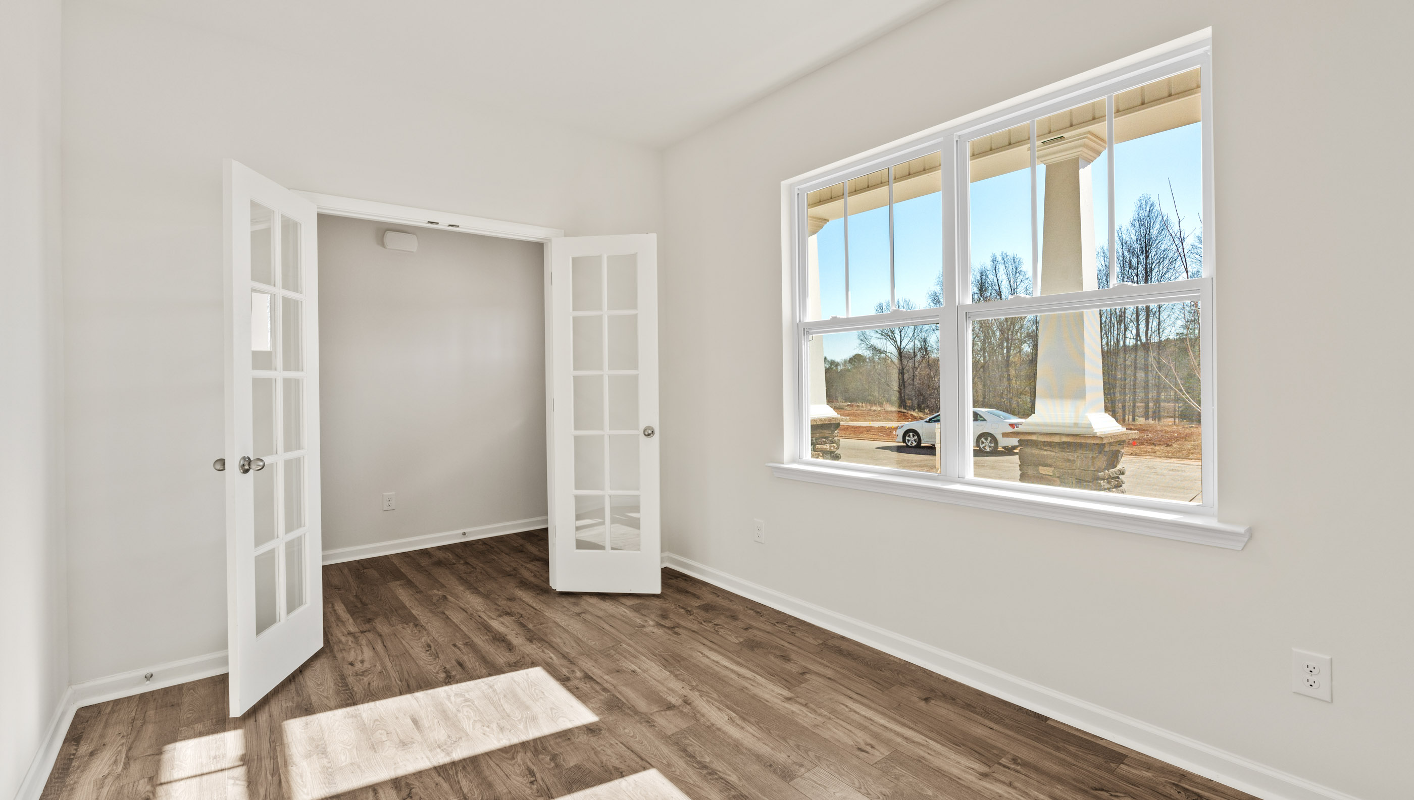 Flex room with french doors.