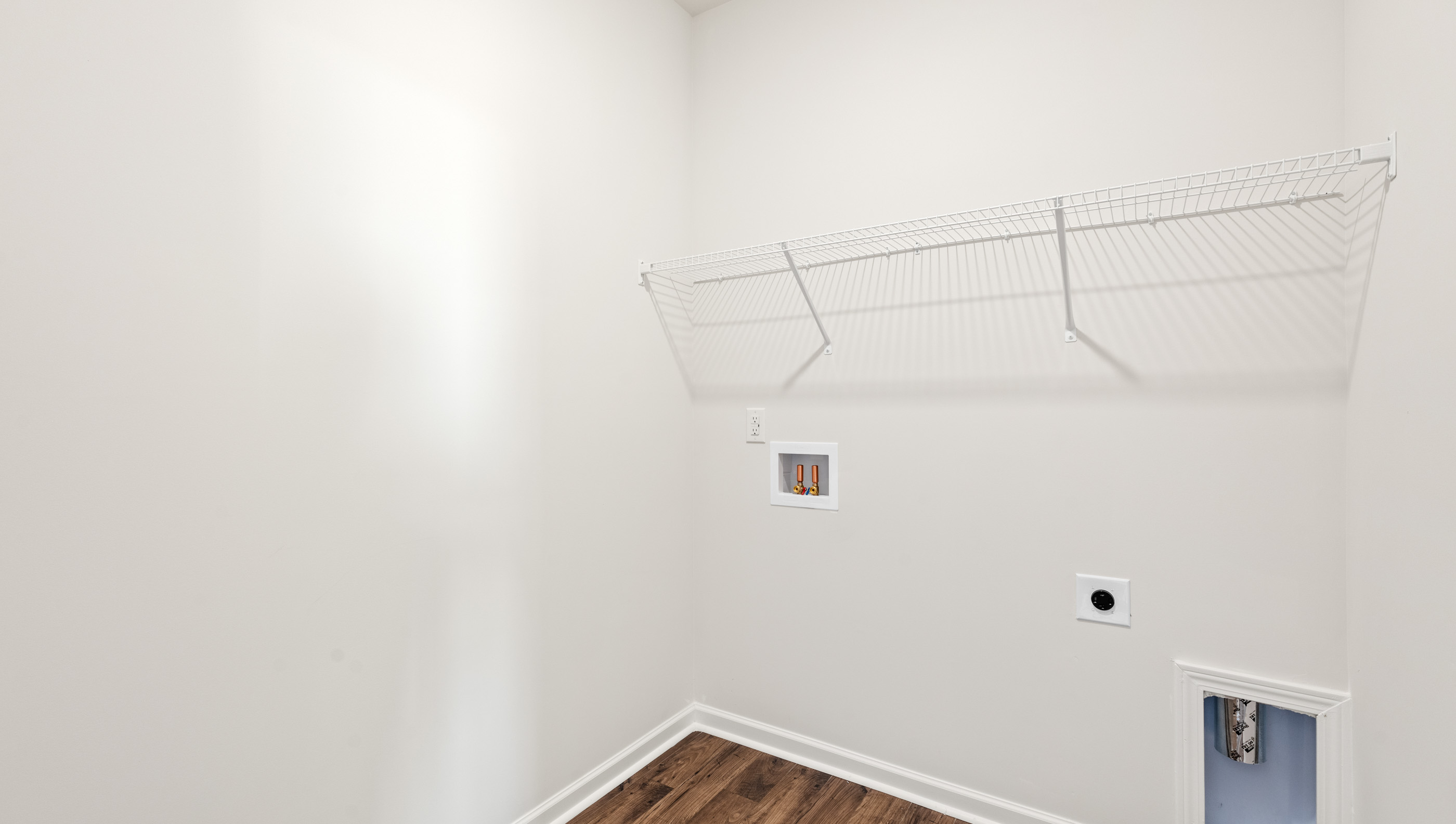 Walk in laundry room.