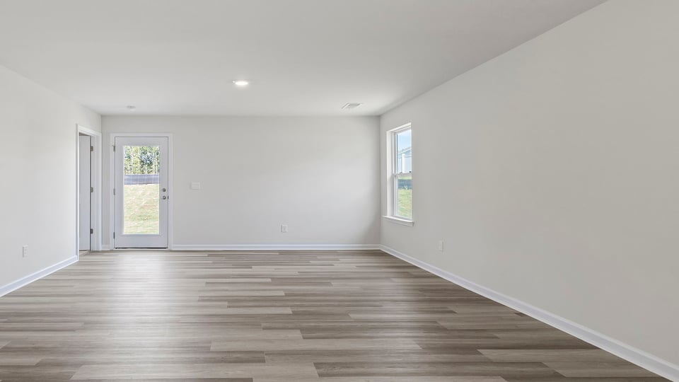 Livingroom with windows.