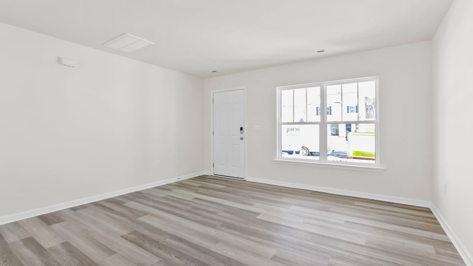 Livingroom with window.