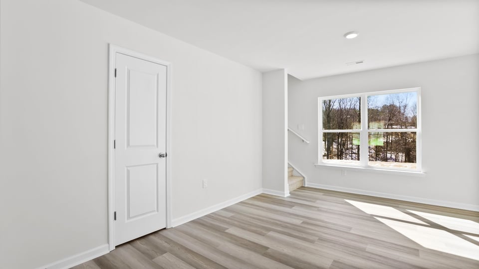 Livingroom with window.