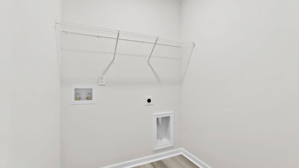 Walk in laundry.
