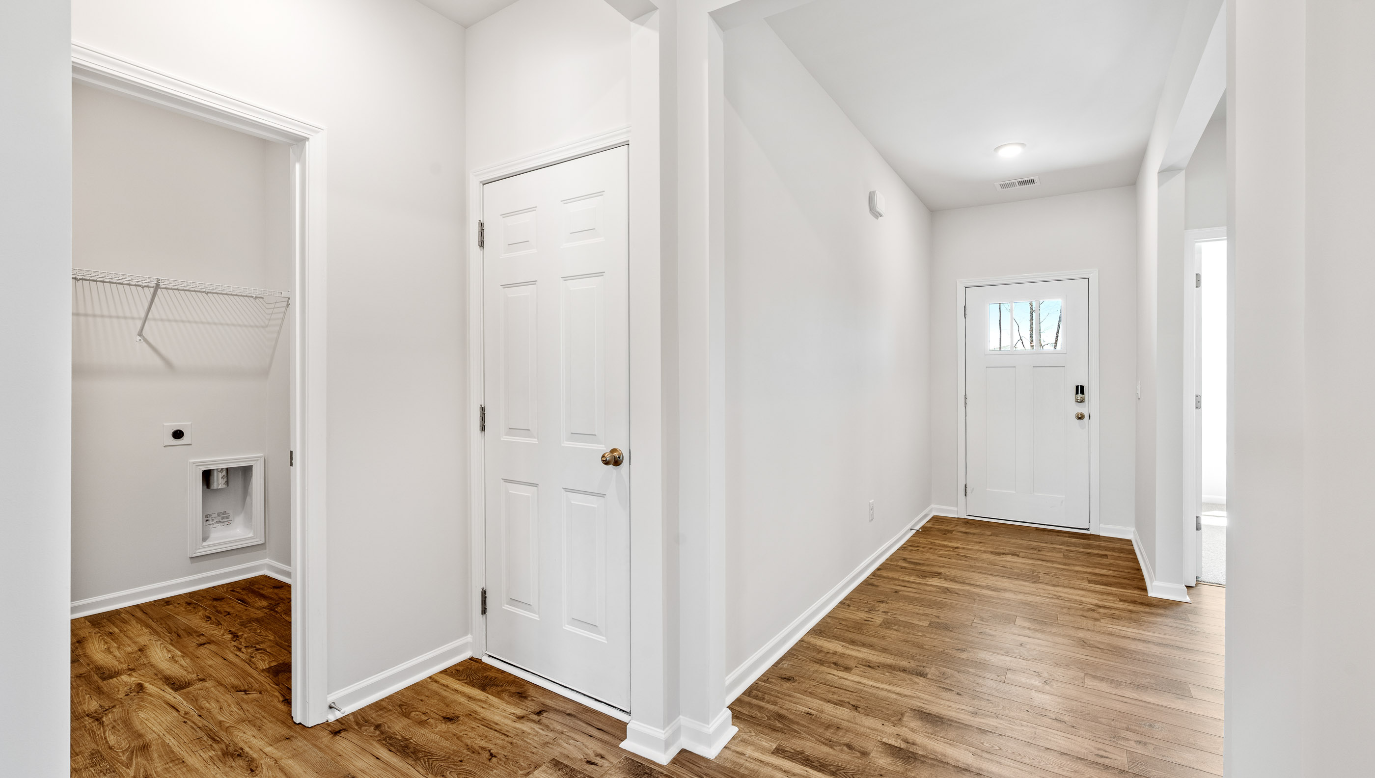Foyer to kitchen.