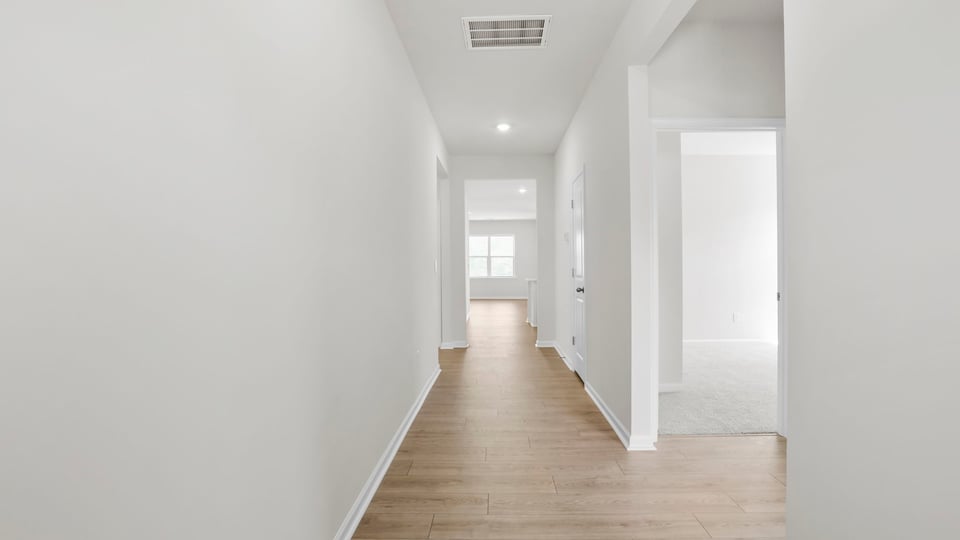 Foyer to kitchen.