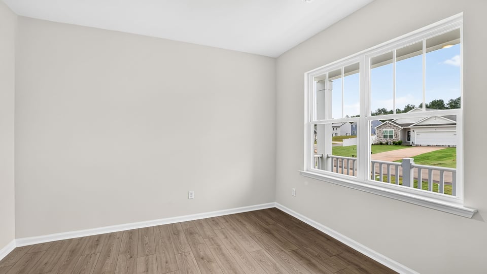 Flex room with window.