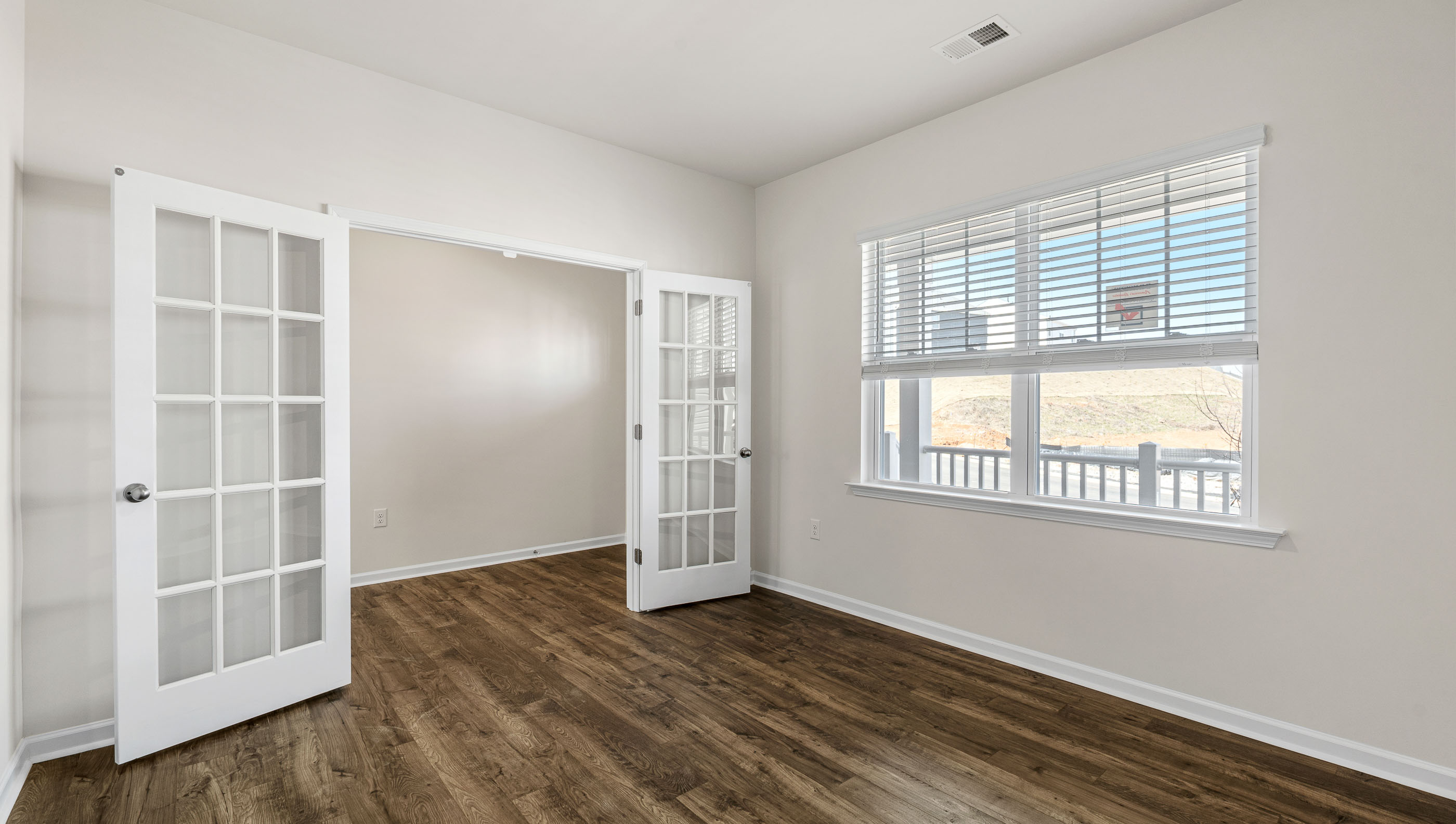 Flex room with windows.