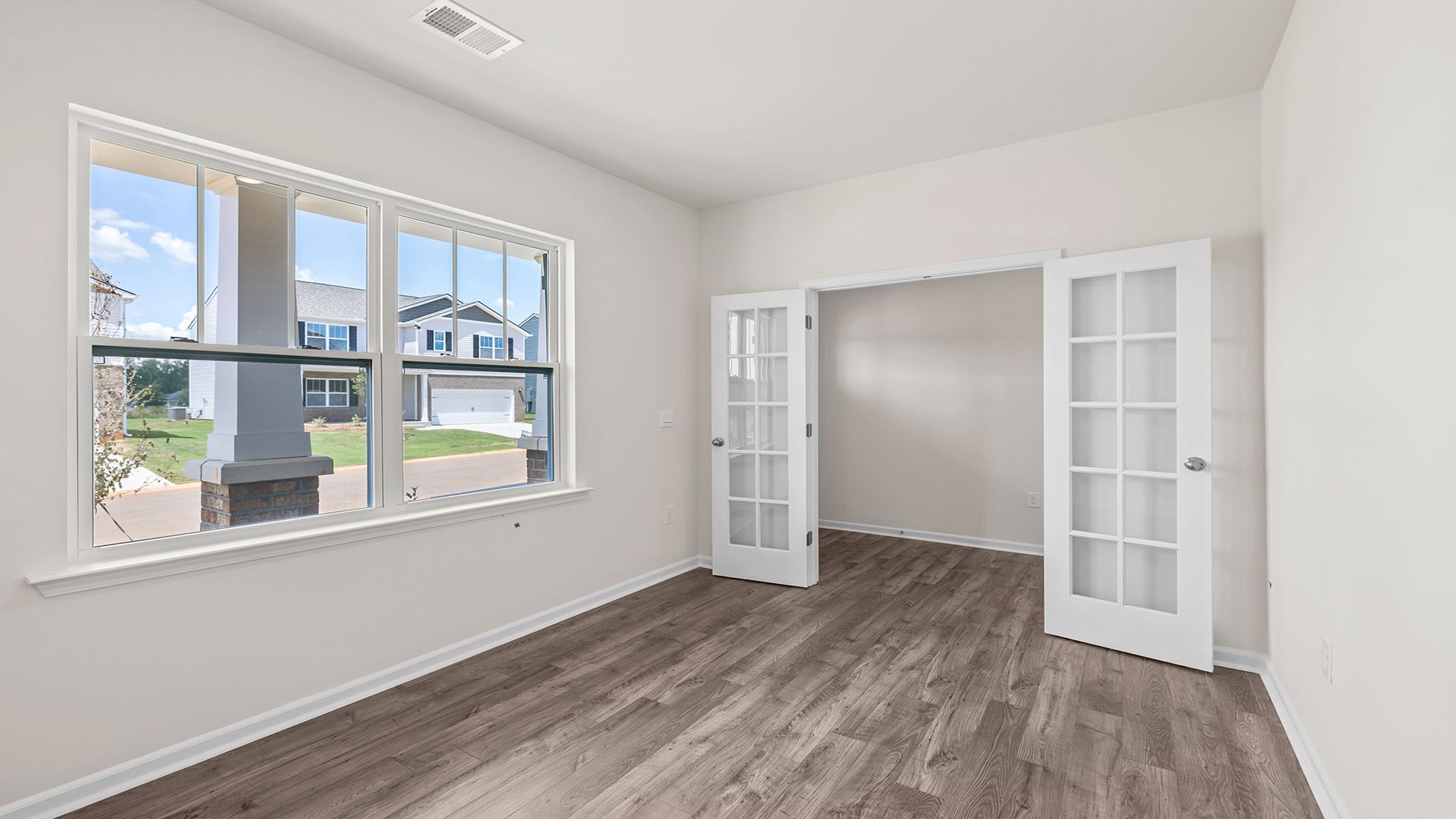 Flex room with windows.