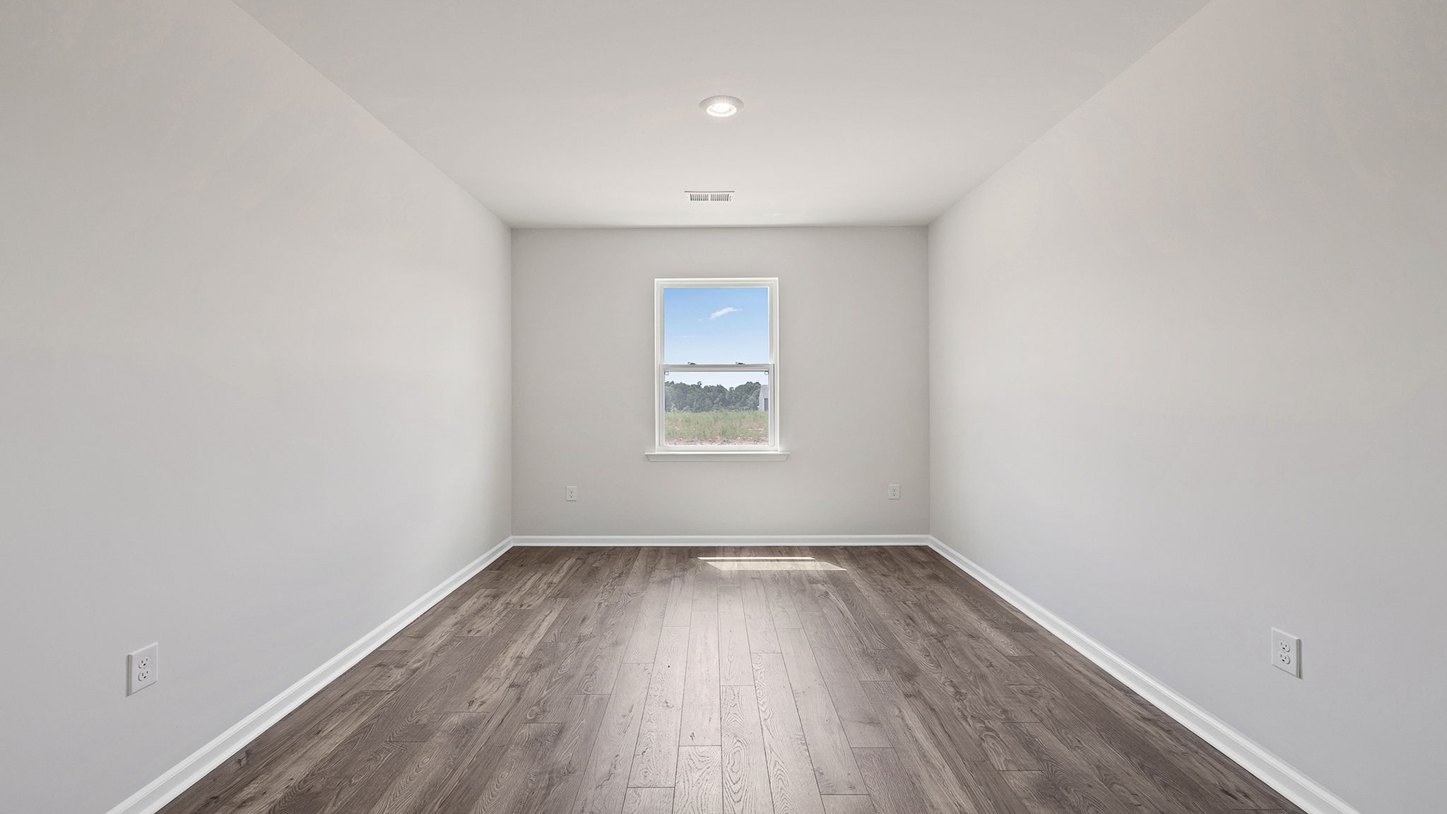Flex room with windows.