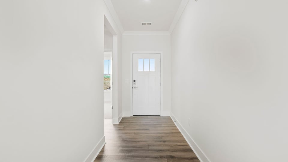 Foyer to kitchen.