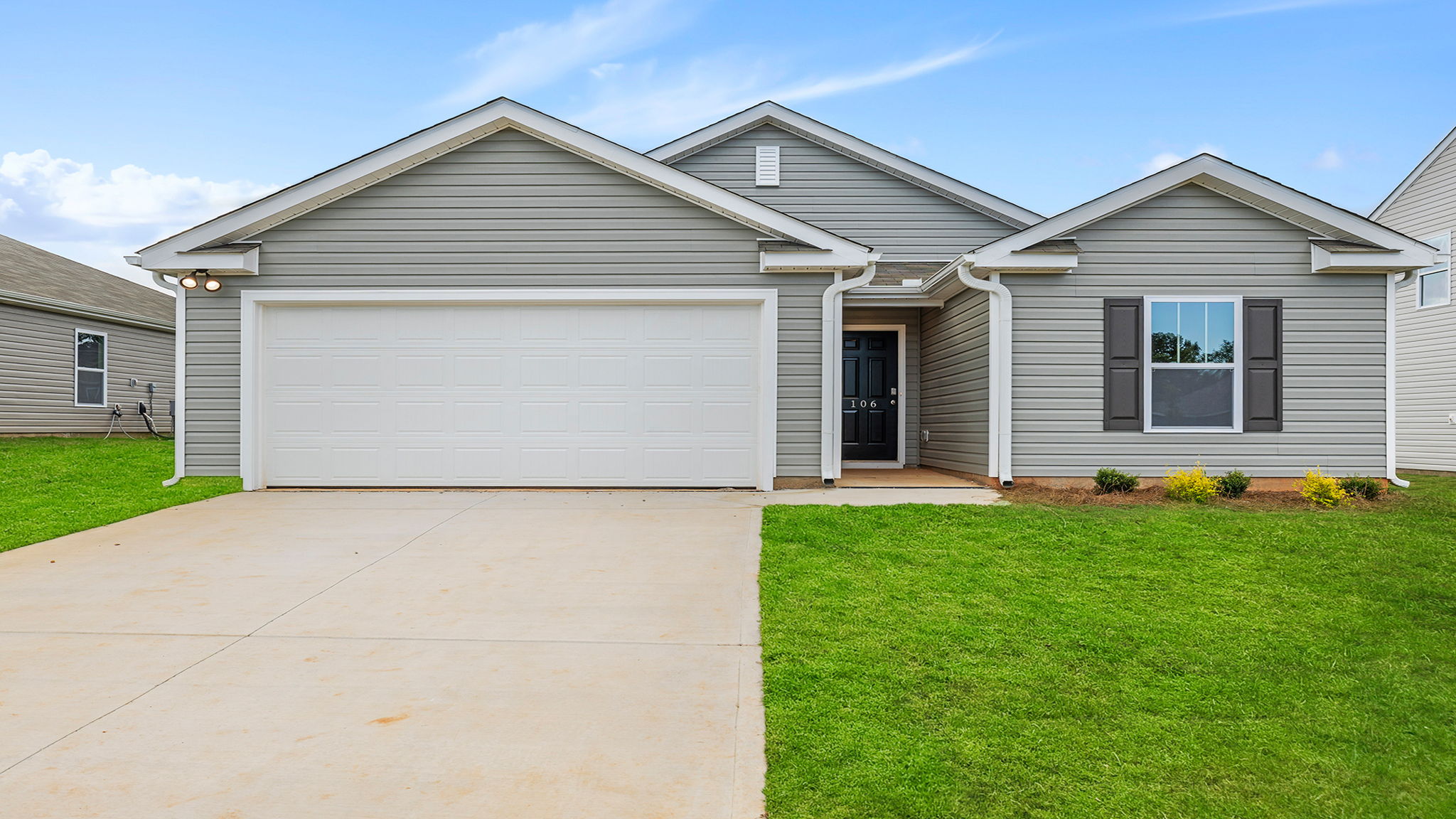 Front exterior of the Macon.