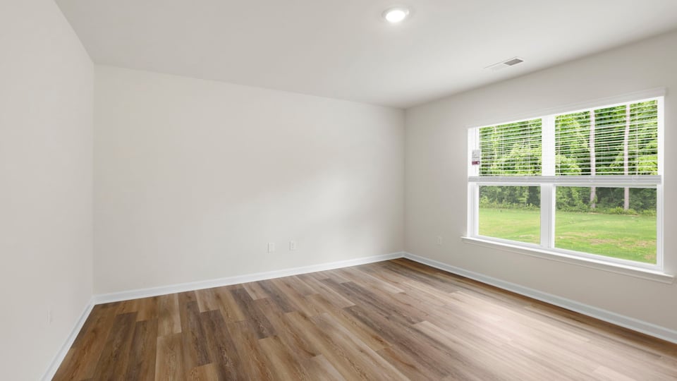 Flex room with windows.