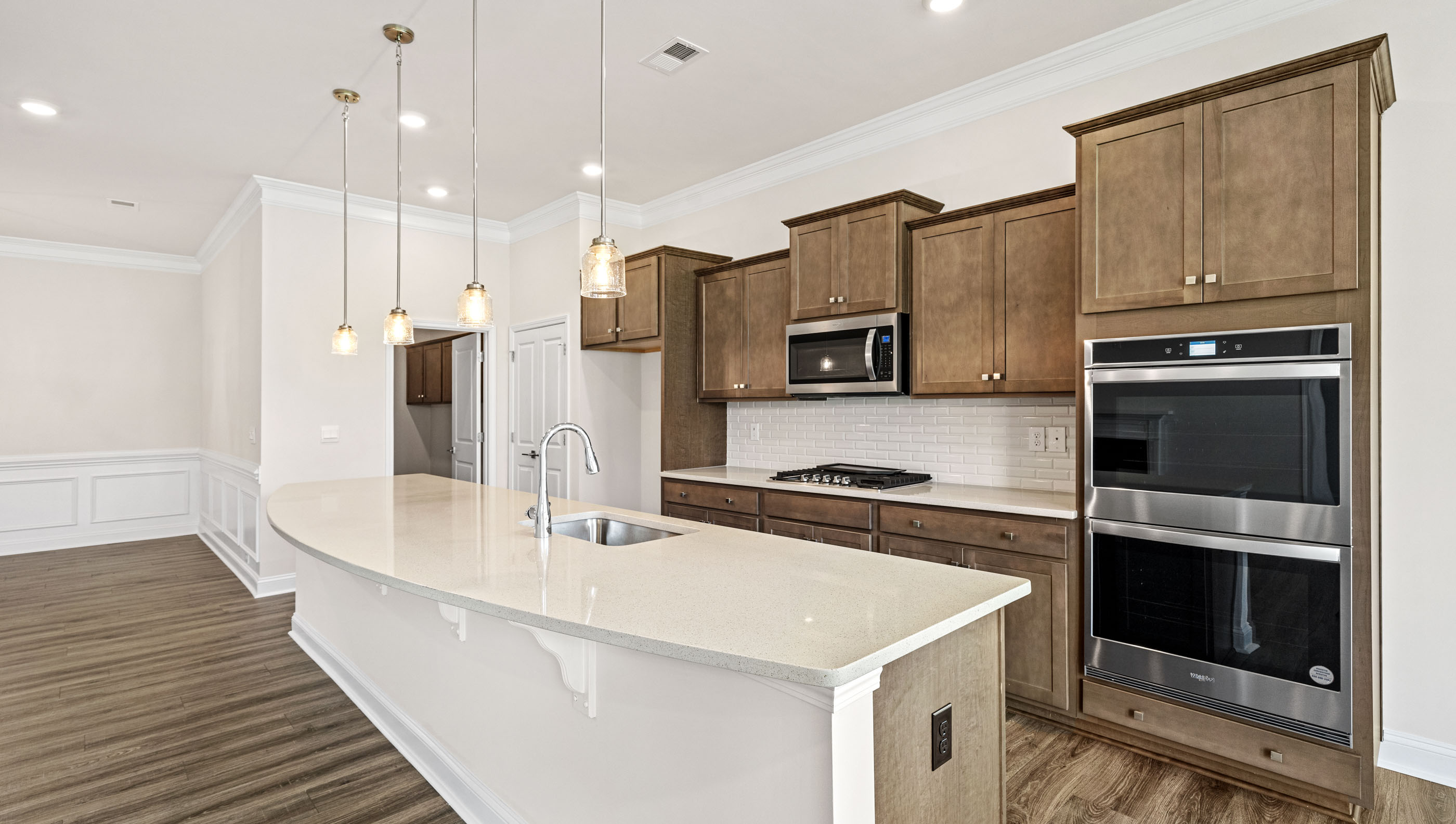 Kitchen with large island.