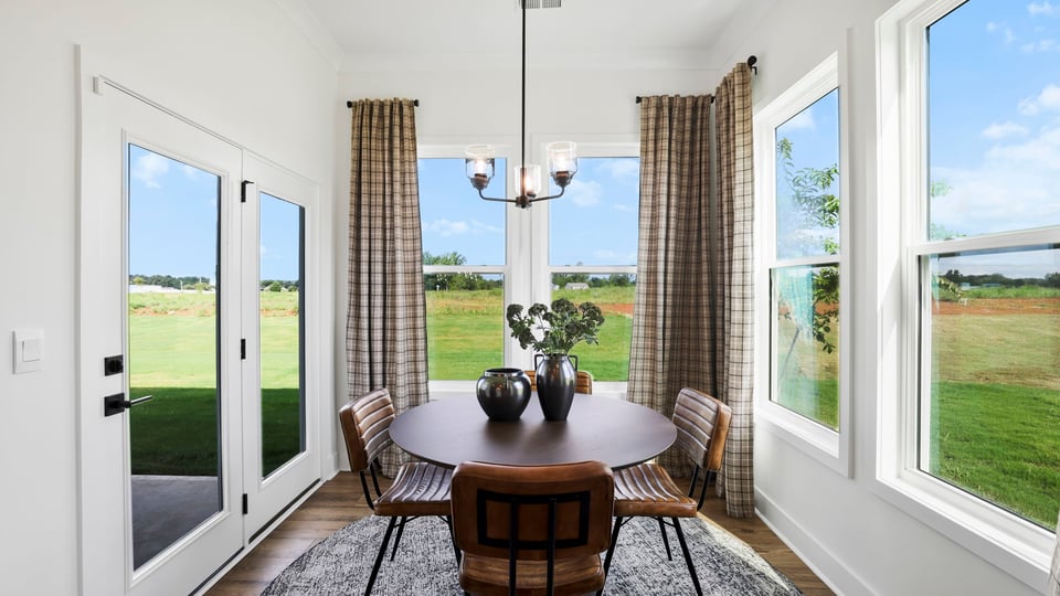 Dining area off of the kitchen.