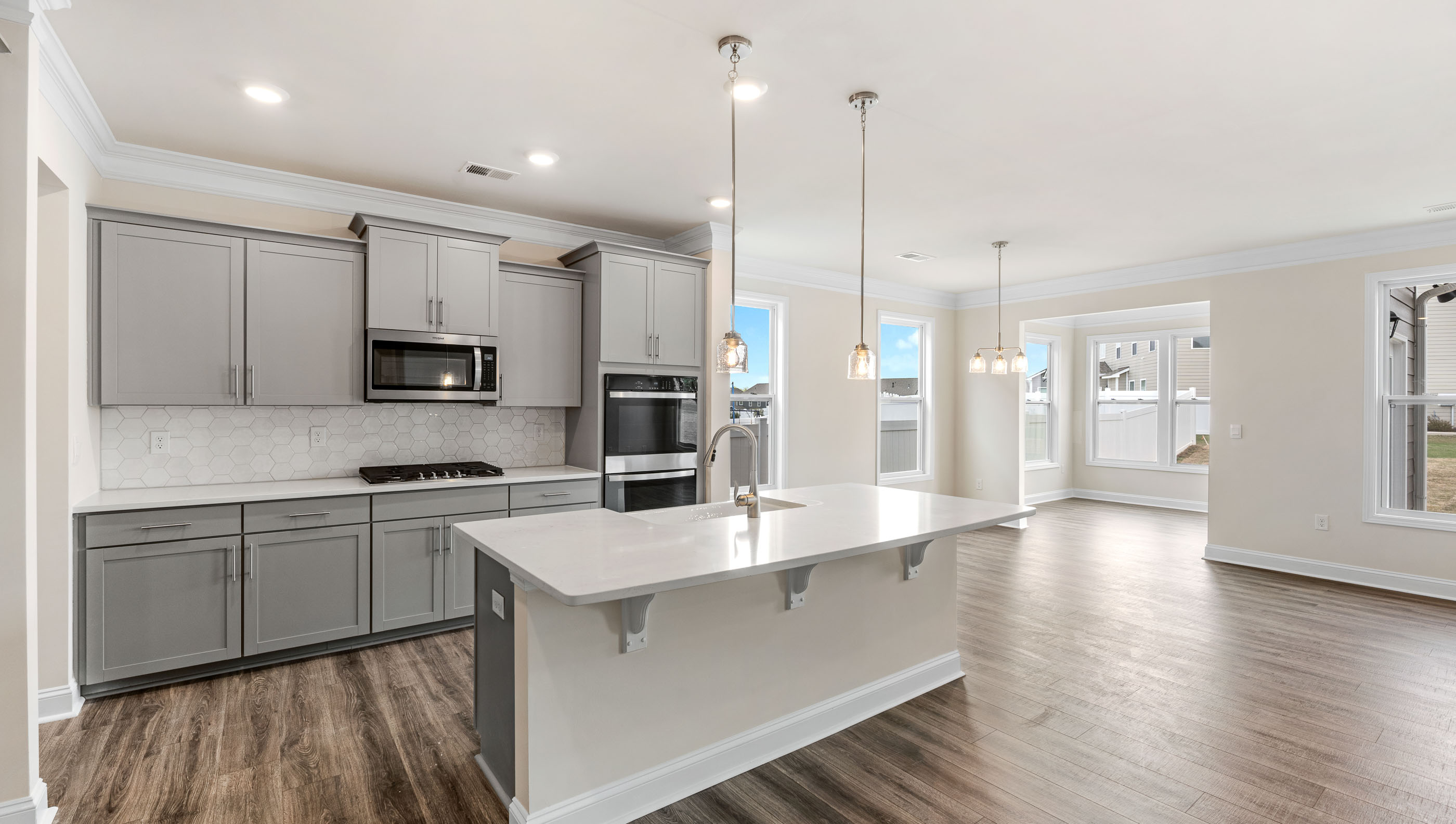 Kitchen with island and counetrops