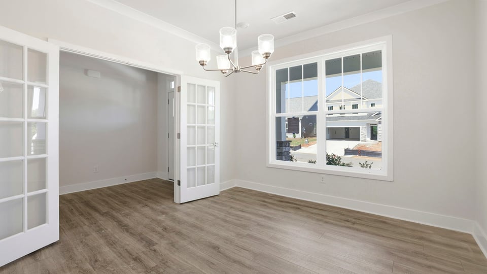 Flex room with window.
