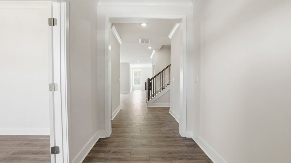 Foyer to kitchen.