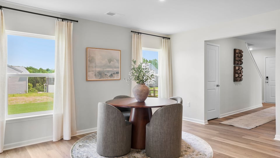 Dining area in the kitchen.