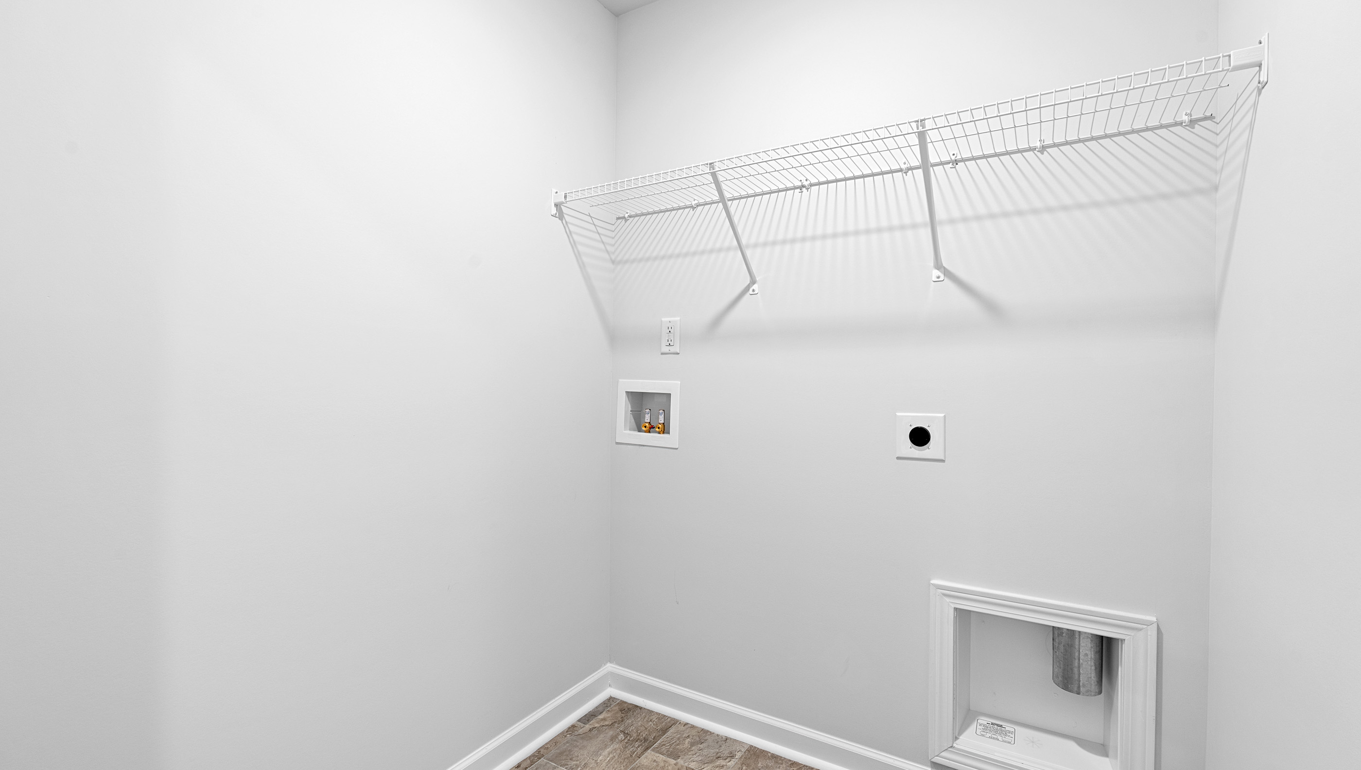 Walk in laundry room.