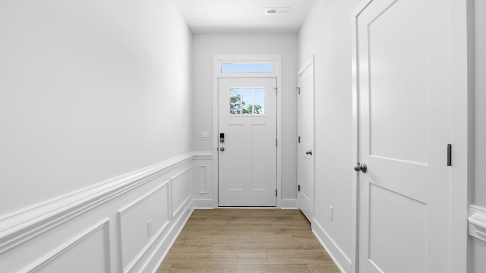 Foyer to kitchen.