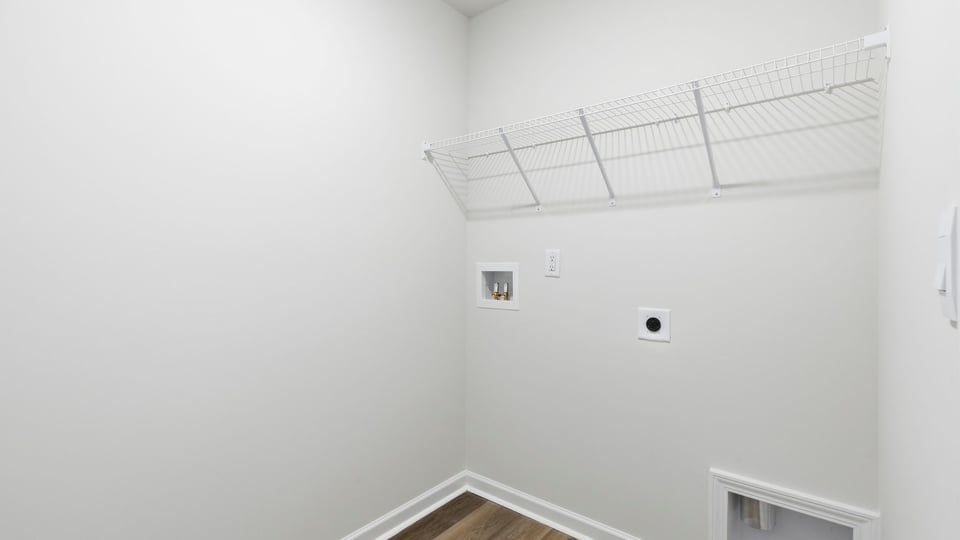 Walk in laundry room.