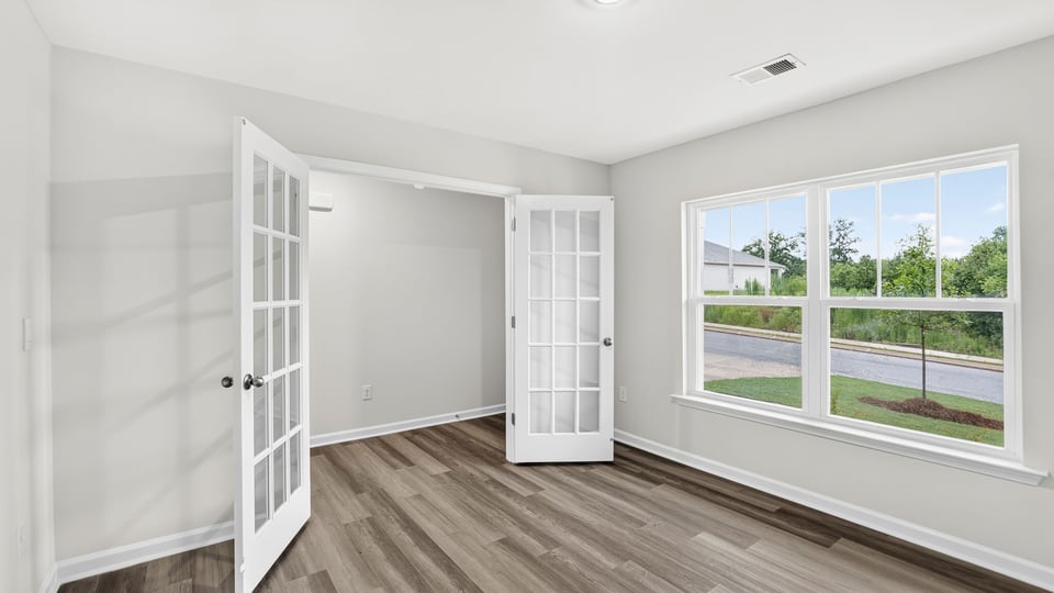 Flex room with windows.