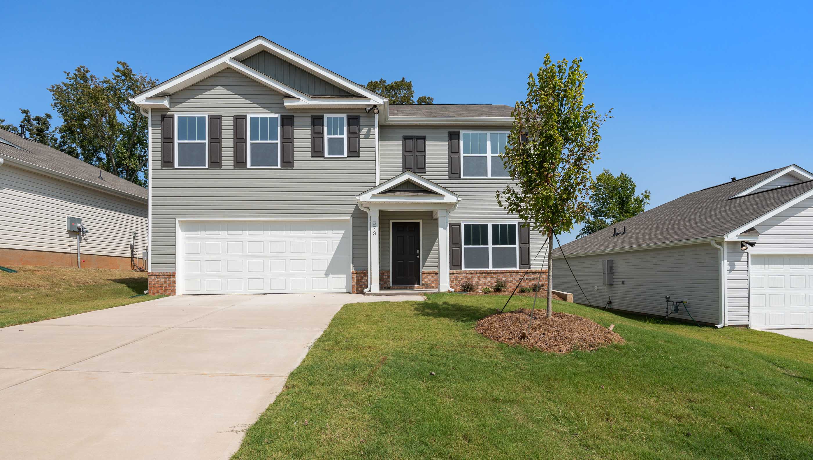 2134 Pierett Circle exterior