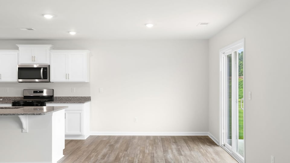 Dining area next to the kitchen.