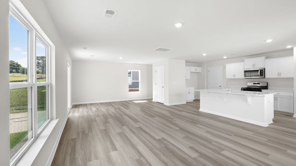 Livingroom with window.