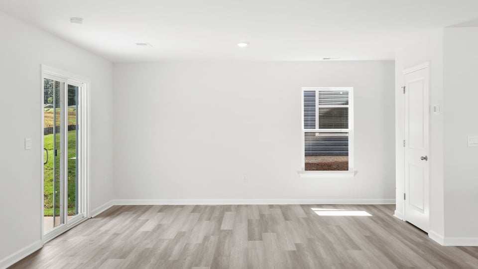 Livingroom with window.